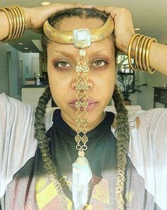 Erykah Badu Jewelry, Eryka Badu, African Jewellery, Jewelry Stones, Rock Jewelry, Dope Jewelry