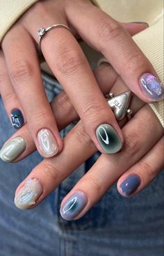 Aya Takano Nails, Short Nails Ideas Winter, Cold Nails, Mens Nails, Minimal Nails