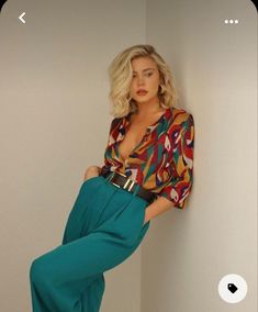 Look 80s, Outfit Chic, Looks Chic, Mode Vintage, Colourful Outfits, Outfit Casual, Work Fashion