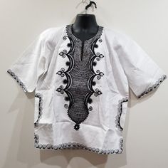 Authentic Men's African Dashiki White, Black And Gold, New With Out Tags, Never Worn,Only Taken Out To Take Pictures For This Post, 2 Side Pockets, Measures From Pit To Pit 52", From Shoulder To Hemline 30". Bin#13 Casual Black Kurta For Summer, Casual White Short Sleeve Kaftan, Traditional Black Cotton Agbada, Black Cotton Short Sleeve Kaftan, Casual Black Short Sleeve Kaftan, African Dashiki, Take Pictures, Black And Gold, White Black