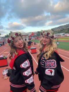 Letterman Aesthetic, Lettermen Jacket Ideas, High School Letterman Jacket Ideas, Cheer Letterman Jacket Ideas, Varsity Cheer Jacket, Varsity Sweater Outfit