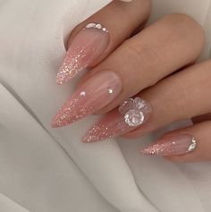 by : @nailbayo on ig 🩷 Elegant Bridal Nails, Casual Nails, Simple Acrylic Nails, Bridal Nails, Nails Inspo, Simple Nails, Stylish Nails, Nail Inspo, Acrylic Nails