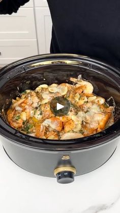 Shrimp Crockpot, Brisket Sides, Easy Seafood Dinner, Justine Kameron, Raw Shrimp, Crock Pot Inspired Recipes, Lemon Shrimp, Easy Seafood, Shrimp Recipes Easy