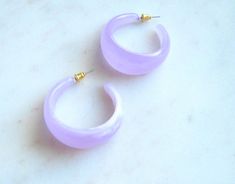 Lilac chunky marbled acrylic hoop statement earrings - Plastic hoop earrings Medium size chunky hoop earrings Length :   1.25 inches Weight:  Light Summer earrings  Boho earrings I fully guarantee all of my items. If you have any problems contact me and I will take care of your concerns. Please contact me with any questions. I am always glad to help. Plastic Hoop Earrings As Gift, Plastic Hoop Earrings Gift, Plastic Hoop Earrings For Gifts, Trendy Small Hoop Resin Earrings, Trendy Small Hoop Purple Jewelry, Trendy Chunky Hoop Earrings Gift, Trendy Chunky Hoop Earrings For Gifts, Trendy Purple Small Hoop Jewelry, Plastic Hoop Jewelry Gift