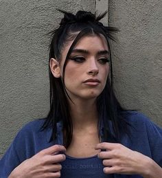 Travis Scott Concert Hairstyles, Sleek Edgy Hairstyles, 2000s Punk Hairstyles, Techno Party Hairstyle, 90s Spikey Hair, Cybercore Hairstyles, Techno Hairstyles Short Hair, Alternative Ponytail, Pop Punk Hair