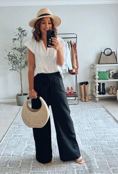 Black Linen Pants Outfit Summer, Linen Pants Outfit Summer Casual, Linen Casual Outfit, Linen Pants Style, Linen Style Fashion, Linen Beach Pants, Wide Leg Linen Trousers, Splendid Dress