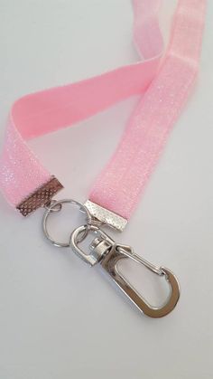 ❤🌸🏹❤🌸🏹 Pink Lanyard With Keychain For Gift, Pink Lanyard With Key Leash For Gift, Lanyard Pink, Pink Lanyard, Lanyard For Keys, Cute Lanyards, Lanyard Necklace, Elastic Ribbon, Key Lanyard