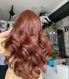 Bright Copper Hair, Light Auburn Hair, Cinnamon Hair, Haute Hair, Hairstyles For Layered Hair, Hair Color Auburn, Pretty Hair Color