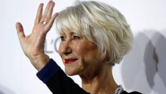 Short Hairstyle Women Grey Curly, Helen Mirren Hair, Grey Hair Care, Grey Blonde Hair, Chin Length Hair, Choppy Hair, Messy Short Hair, Short Grey Hair, Edgy Short Hair