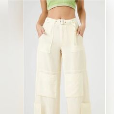 Nwt Forever 21 Cargo Size Small Cream Color. Wide Leg. High Rise. Ships Within 2 Business Days Always Open To Reasonable Offers Smoke And Pet Free Home If You Have Any Questions Let Me Know. Thank You For Shopping With Me! Follow Me For Daily New Listings! Summer Cargo Pants For Day Out, High Waist Bottoms With Cargo Pockets For Day Out, High Waist Parachute Pants With Pockets For Summer, High-waist Parachute Pants With Pockets For Summer, Spring Cargo Style Bottoms For Day Out, Summer High Waist Parachute Pants With Pockets, High Waist Utility Bottoms For Spring, Summer Relaxed Fit Parachute Pants With Belt Loops, Summer Utility Pants With Belt Loops