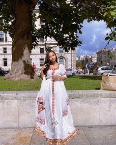 Red Hand-made Embroidery Classic Habesha Dress Cloth Making, Habesha Dress, Ethiopian Traditional Dress, Ethiopian Dress, Habesha Kemis, Dress Simple, Dresses Xxl, Handmade Embroidery, Traditional Dress