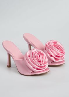 Floral High Heels, Women Slippers Fashion, High Heel Slippers, High Heel Mules, Heel Mules, Heel Slippers, Womens Shoes High Heels, Large Fashion, Womens High Heels