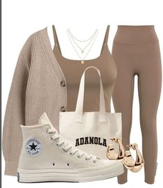 Fashion Outfits Y2k, Black Women Outfit Ideas, 2023 Trends Fashion, Outfit Ideas Layout, Sporty Casual Outfits, Neutral Winter Outfit, Fashion Outfits Modest, Fashion 23, Outfit Sporty