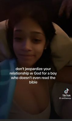 a woman laying on top of a bed next to a pillow with the words, don't jojoparize your relationship