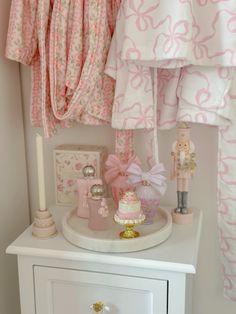 Girly Vibes, Crop Photo, Love Shack Fancy, Pink Pink Pink, Pretty Pics, Beauty Store, Closet Design, Pink Pink