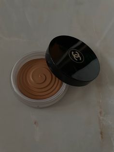 Chanel Bronzer, Chanel Set, Pretty Skin Care, Makeup To Buy, Body Makeup, Beauty Tutorials