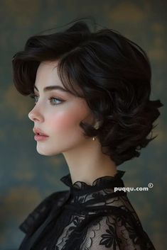 french-bob-hairstyles-134 Hairdo For Shoulder Length Hair, 50s Bob, Short Hairstyles For Wedding, French Bob Hairstyles, Vogue Hairstyles, Short French Bob, Hairstyles Fancy, Vintage Short Hair, Short French