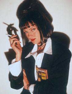 Pulp Fiction Halloween Costume, Pulp Fiction Costume, Uma Thurman Pulp Fiction, Quentin Tarantino Movies, Tarantino Films, Movie Blog, Image Film, I Love Cinema, 90s Movies