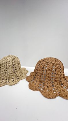 This Hey Girl hat boasts a paper knit design with a unique scallop detail. Stay in style and protected from the sun with this fashionable and functional piece. Expertly crafted to elevate any outfit. Hey Girl, Girl With Hat, Knitting Designs, In Style, The Sun, Sun, Knitting, Hats, Design