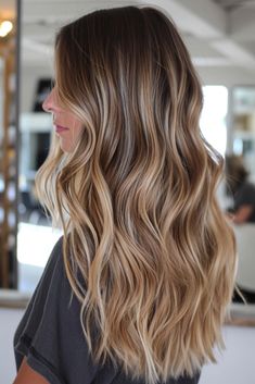 Brunette Goddess, California Brunette Hair, Honey Strawberry, California Brunette, Brunette Hair Ideas, Sunkissed Hair Brunette, Transformation Inspiration, Bronde Balayage