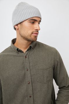 DETAILS |Long sleeve, button-down, rich deep green with melange effect shirting featuring button-down collar and single chest pocket. This extra cozy style features buttery soft brushed fabric creating a luxe handfeel as well as heavier warmer appeal that makes it perfect for the cooler months.60% Cotton | 40% Polyester.Imported. CARE |Machine Wash Cold. Tumble Dry Low. Remove Promptly. No Bleach. FIT |Recommend ordering true to size. Body length: 29 1/2" (Measured from Large). Model is wearing Green Relaxed Fit Shirt For Winter, Green Relaxed Fit Winter Shirt, Green Button-up Winter Shirt, Winter Green Button-up Shirt, Cozy Style, Cozy Fashion, Button Down Collar, Deep Green, Hunter Green