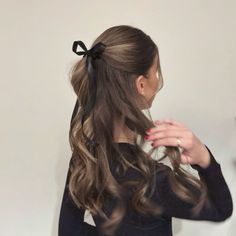 Black Bow In Hair, Black Hair Bows, Half Up Half Down Hair Prom, Birthday Hairstyles, Birthday Hair, Trendy Hairstyle