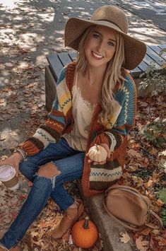 Color block cardigan Country Outfits Women, Pumpkin Patch Outfit, Perfect Cardigan, Color Block Cardigan, Cardigan Outfits, Outfit Inspiration Fall, Loose Knit, Country Outfits, Fall Fashion Outfits