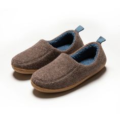 Lasaky - Ke De Yuan Winter Home Wooden Anti-slip Plush Warm Cotton Slippers Cotton Slippers, Winter Home, Home Indoor, Warm Slippers, Wooden Floor, Winter House, Wooden Flooring, Olivia Mark, Low Cut