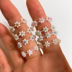 Beaded Flower Ring, Daisy Bracelets, Daisy Rings, Cincin Diy, Diy Beaded Rings, Бисер Twin, Flower Rings, Gelang Manik-manik, Bead Wire