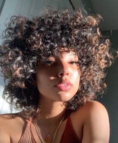 Hair Girls, Colored Curly Hair, Beautiful Curly Hair, Hairdos For Curly Hair, Hair Appointment, Curly Hair Women, Curly Hair Inspiration