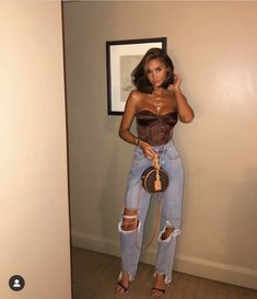 2022 Style, Leather Bustier, Vegas Outfit, Nashville Outfits, Color Coffee, Night Out Outfit, Coffee Brown, Bad Bunny