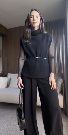 Classical Elegant Style, Kibble Dramatic Outfits, Professional Black Outfits, All Black Outfit Formal, Black Pant Outfits For Women, Elegant Style Outfits, Edgy Work Outfits Offices Corporate Goth, Chic Classy Outfits, All Black Work Outfits