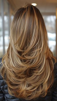 Highlights In Brown Hair, Earthy Beauty, Highlighting Techniques, Brown Hair, Highlights, Honey, Blonde, Hairstyles