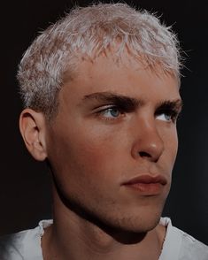 Men Short Blonde Hair, Buzzcut Longer On Top, Bleach Blonde Buzz Cut, Short Platinum Blonde Hair Men, Bleached Buzz Cut Men, Bleached Buzz, Blonde Hair Guy, Short Blonde Hairstyles