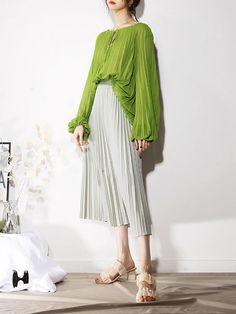 SIZE Shoulder:42cm Bust:140cm Waist:158cm Sleeve length:65cm Length:69cm Note: 1 inch = 2.54 cm, 1 cm = 0.39 inch note: measurement by hands allow 2-3cm errors which is normal Green Non-stretch Solid Color Tops, Pleated V-neck Blouse For Spring, Spring Pleated V-neck Blouse, Green Long Sleeve Tops For Spring, Green Solid Color Blouse For Summer, Green Solid Color Summer Blouse, Khaki Long Sleeve Summer Blouse, Khaki Long Sleeve Blouse For Summer, Long Sleeve Khaki Blouse For Summer