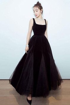 Burgundy Homecoming Dress, Tea Length Prom Dress, Formal Ball Gown, Graduation Dresses, Black Prom, Backless Prom Dresses, Black Tulle, Outfit Trends, Black Evening Dresses