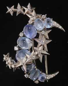 Mizuhara Kiko, Crescent Moon And Star, Star Brooch, Art Nouveau Jewelry, Moon And Star, Moon Jewelry, Moonstone Jewelry, Moon And Stars, Fantasy Jewelry