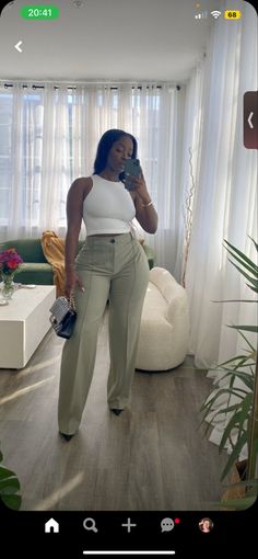 Cute Business Casual Outfits Black Women Summer, Simple Outfit For Work, Formal Casual Outfits Black Women, Receptionist Outfit Front Desk Black Women, Summer Interview Outfit Black Women, Court Outfit Black Women, Descent Outfits For Women, Office Clothes Black Women, Trousers Outfit Black Women