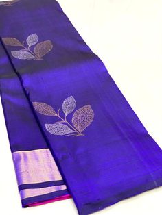 Kanjivaram Sarees Silk, Bridal Sarees South Indian, Saree Floral, Mysore Silk, Sarees Silk, Sari Blouse Designs, Indian Silk Sarees, Saree Designs Party Wear, Wedding Silk Saree