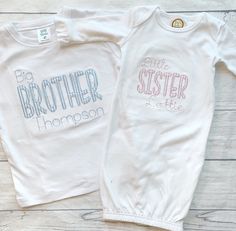 Perfect for the big brother to be! l Tee Shirt Ideas, Big Brother Little Sister, Easter Shirts For Boys, Boys Easter Outfit, Pink Seersucker, Big Brother Shirt, Sibling Shirts, Sister Outfits, Brother Shirts