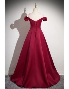 10% off now! simple burgundy spaghetti prom dress with bow off shoulders online. Sheprom offers formal, party, casual & more style dresses to fit your special occasions. Prom Dress With Bow, Hoco Dresses Long, Velvet Prom Dress, Prom Dresses Vintage, Bodycon Floral Dress, Sparkly Dress, Lace Dress Black, Long Black Dress, Black N White Dress