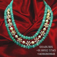 Emerald Mala, Diamond Emerald Necklace, Silver Market, Indian Gold Jewelry, Dress Models, Beaded Necklace Designs, Gold Jewelry Sets, Jewelry Catalog, Beads Jewellery