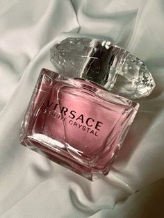 versace, versace perfume, bright crystal, girly scents, girl perfume, women perfume. #affiliate Luxury Women Perfume, Versace Bright Crystal Aesthetic, Versace Products, Expensive Gifts For Women, Versace Bright Crystal Perfume, Versace Aesthetic, Versace Parfum, Versace Womens, Perfume Luxury