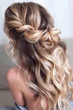 Prom Hair Down, Prom Hairstyles For Long Hair, Half Up Hair, Wedding Hair And Makeup, Twist Hairstyles, Blonde Highlights