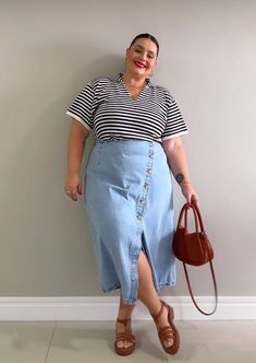 Cute Outfits With Jeans Plus Size, Cute Summer Midsize Outfits, Summer Outfits Plus Size 2024, Summer Plus Size Outfits 2024, Summer Outfits For Plus Size Women, Outfits Ideas Plus Size, Plus Size Jeans Outfit, Ways To Increase Testosterone, Blue Skirt Outfits