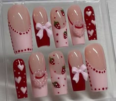 Strawberry Charm Nails, Cute Almond Nails, Kutek Disney, Retro Nails, Spring Acrylic Nails, Anime Nails, Simple Gel Nails, Grunge Nails