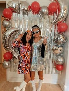 28 Best Duo Halloween Costume Ideas To Recreate (2024) Disco Themed Party Outfit 80s Fashion, Groovy Disco Party Outfit, 70s Themed Birthday Party Outfits, 70s Birthday Outfit, 80 Disco Party Outfit, Groovy Bachelorette Party Outfit, Disco Style Outfits, Groovy Party Outfits, Disco 70s Outfit