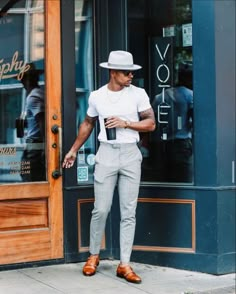 Period Facts, Black Men Casual Style, Guerriero Samurai, Mens Hats Fashion, Black Men Fashion Casual, Party Attire