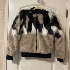 Say What Brand Faux Fur Zipper Jacket. Purchased This At Macys. Brown Combo Color. Size Small Faux Fur Outerwear With Zipper, Faux Fur Outerwear With Zipper Closure, Faux Fur Outerwear With Zipper Closure And Long Sleeves, Cozy Vest, Black Faux Fur Jacket, Plaid Peacoat, Fuzzy Coat, Faux Fur Vest Black, Sleeveless Sweater Vest