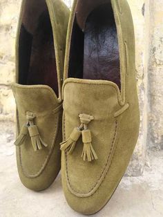 Classic Green Tassel Loafers With Round Toe, Suede Tassel Slip-on Moccasins, Green Tassel Loafers With Leather Sole, Formal Green Suede Moccasins, Green Suede Formal Moccasins, Classic Green Suede Moccasins, Classic Green Tassel Loafers With Leather Sole, Green Suede Moccasins With Leather Sole, Classic Green Suede Loafers